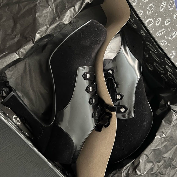 KILLSTAR Bella Boot/Heels sz9 🦇 - Picture 3 of 9